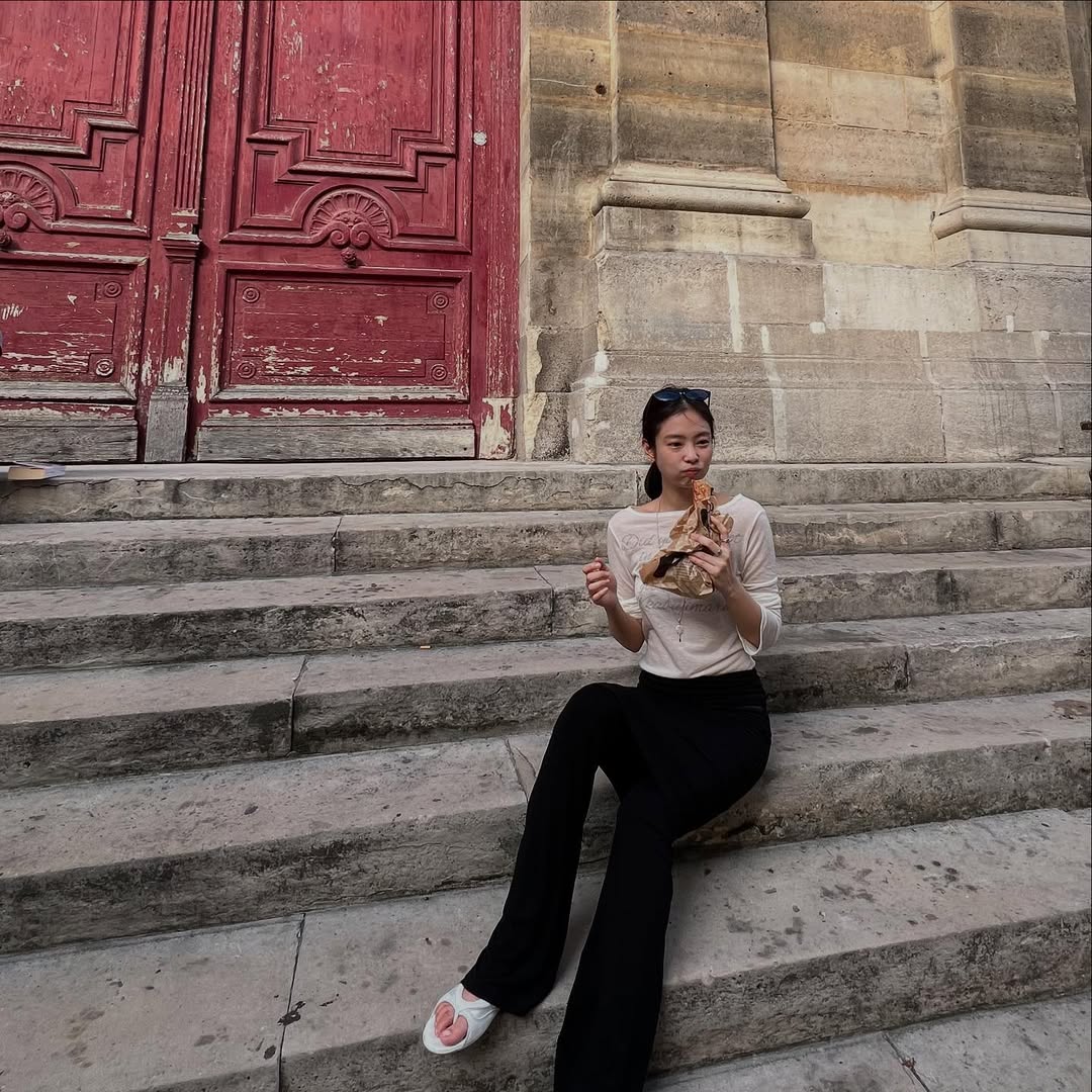 제니가 입고 품절대란! ✨ 만원대로 가을까지 뽕 뽑는 셀럽 갓성비 톱 BEST